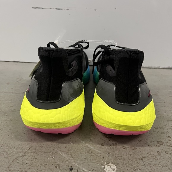 Adidas UltraBoost 22 Men's Black Blue Yellow Green Running Shoes GV8829 Size 10 - Picture 2 of 8